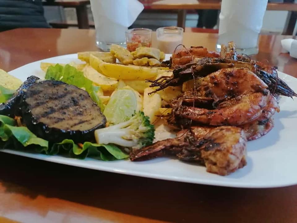 Free Restaurant Bootstrap Website Template by FreeHTML5.co